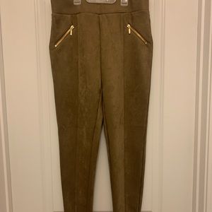 Brown/tan pants! Size :M Velvet material!! Super cute and elegant!
